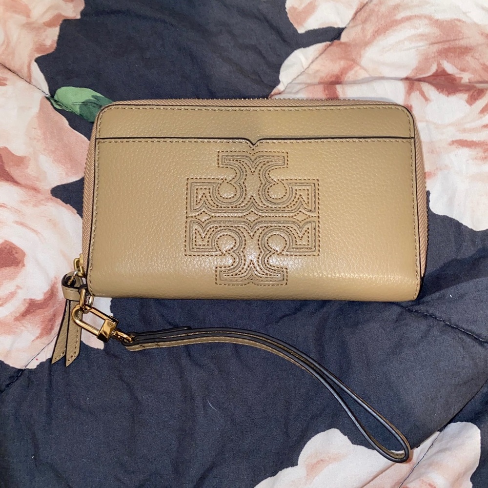 Tory Burch Wristlet Wallet